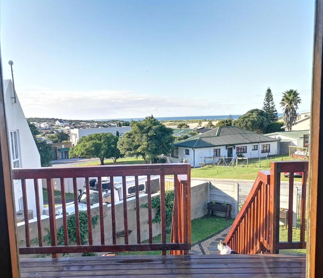 Chilli Moon B&B Stilbaai Exterior foto